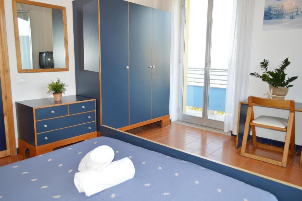 Capo dʼOrlando Capo Nettuno Hotel מראה חיצוני תמונה