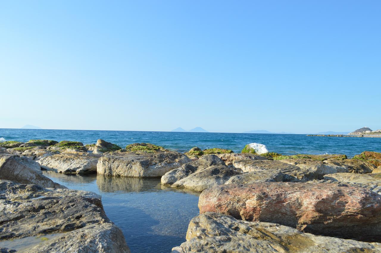 Capo dʼOrlando Capo Nettuno Hotel מראה חיצוני תמונה