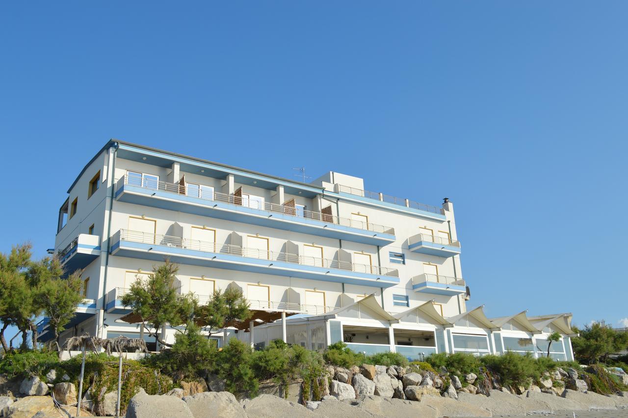 Capo dʼOrlando Capo Nettuno Hotel מראה חיצוני תמונה