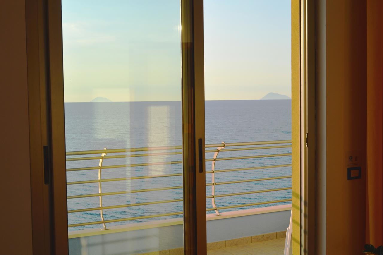 Capo dʼOrlando Capo Nettuno Hotel מראה חיצוני תמונה