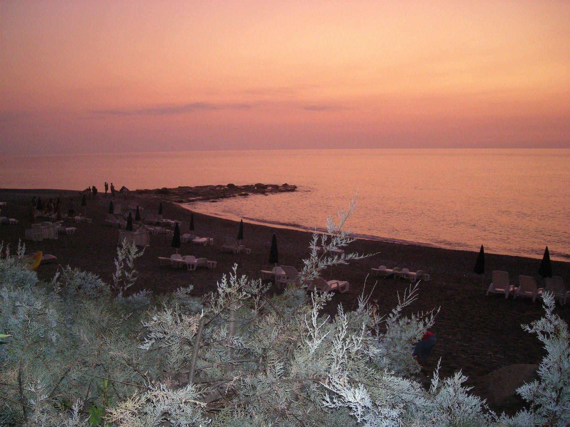 Capo dʼOrlando Capo Nettuno Hotel מראה חיצוני תמונה