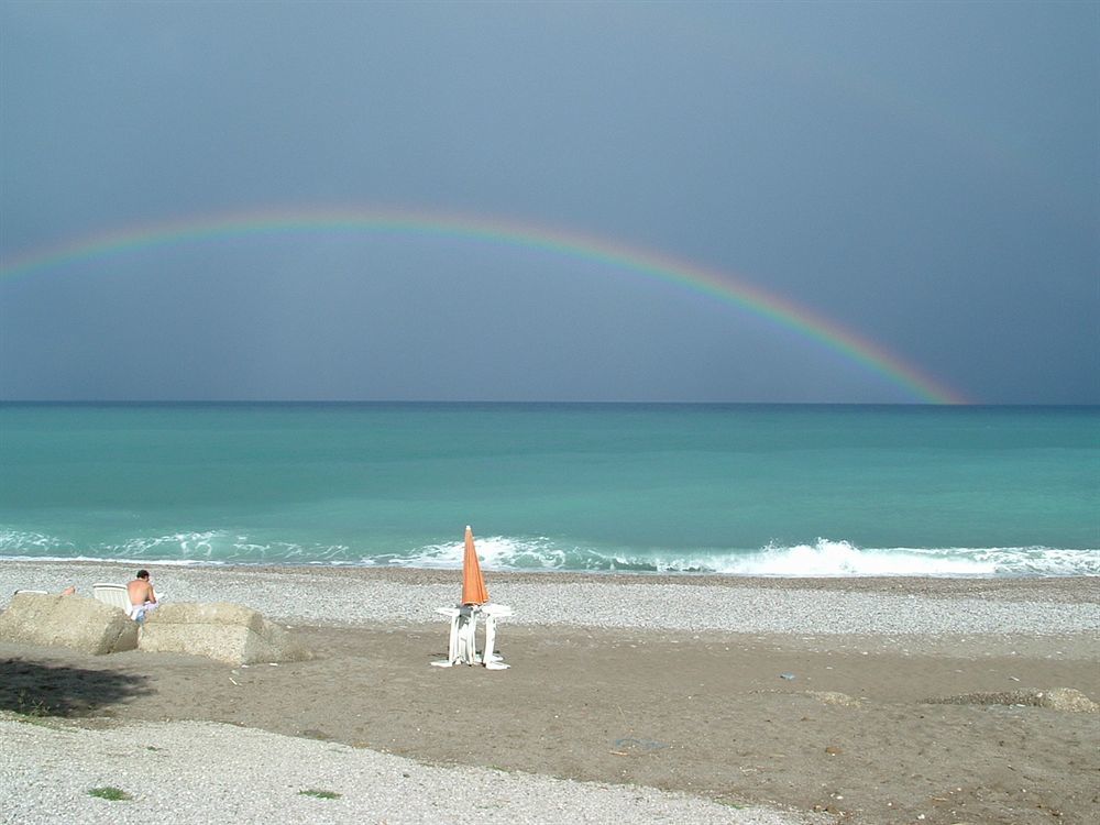 Capo dʼOrlando Capo Nettuno Hotel מראה חיצוני תמונה