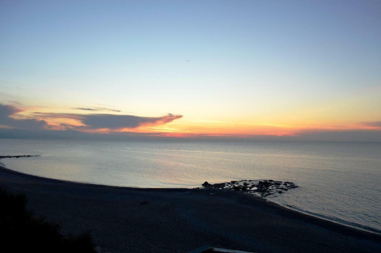 Capo dʼOrlando Capo Nettuno Hotel מראה חיצוני תמונה